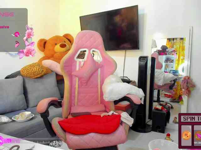 HannahTight Live Webcam on BongaCams