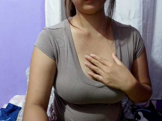 SweetAndrea live cam on UnifiedCams