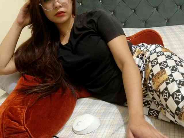 Letishaa webcam