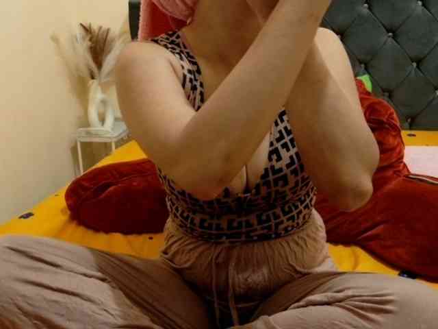 Letishaa webcam