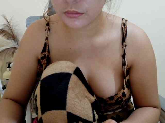 Letishaa webcam
