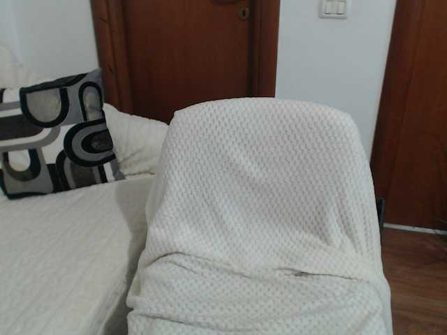 JullieMilf Live Cam on BongaCams