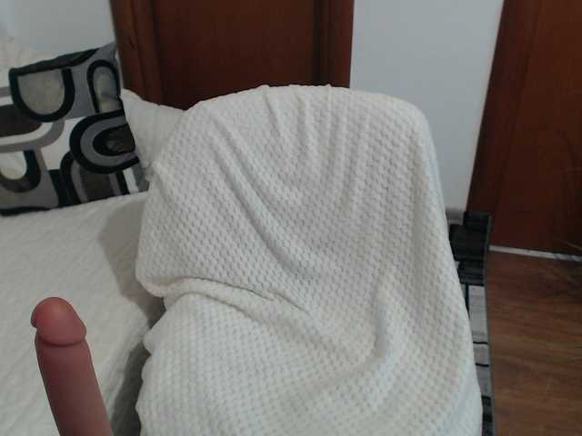 JullieMilf live cam on BongaCams