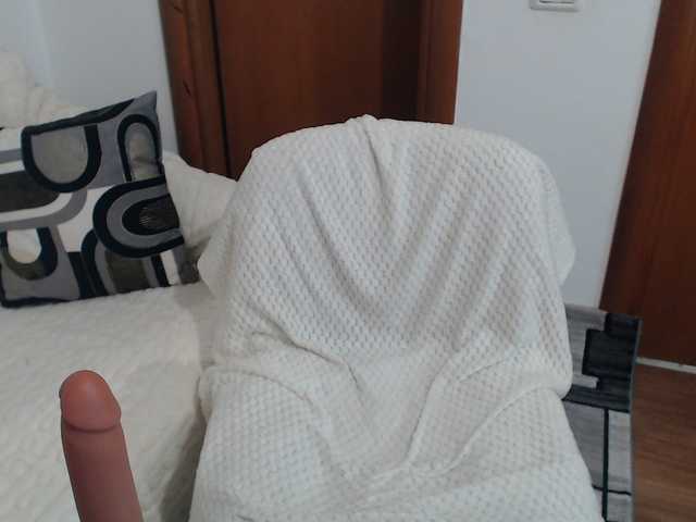 JullieMilf live cam on BongaCams
