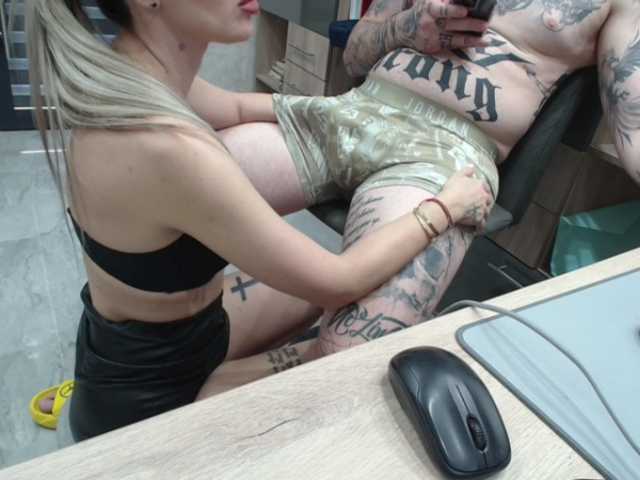  tattoo-couple chat room