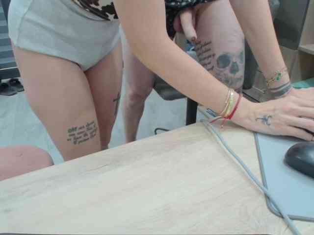 tattoo-couple webcam