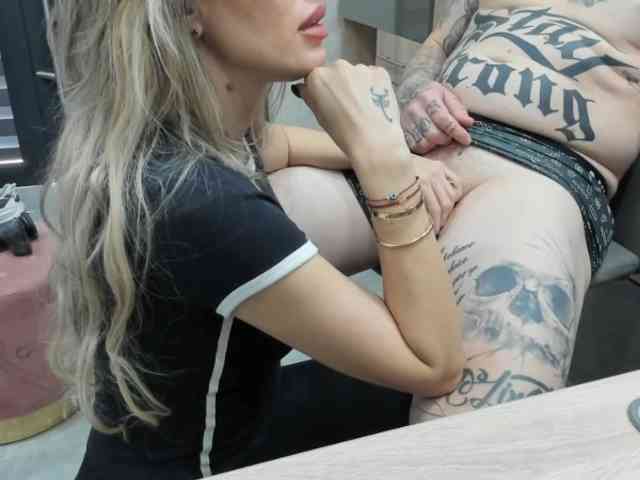 Modèle: tattoo-couple