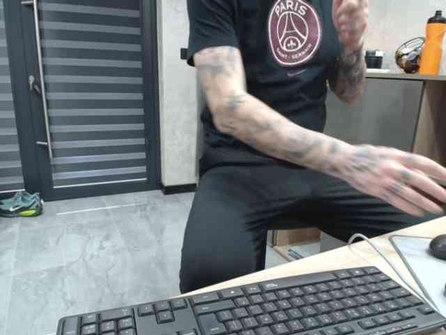 tattoo-couple webcam