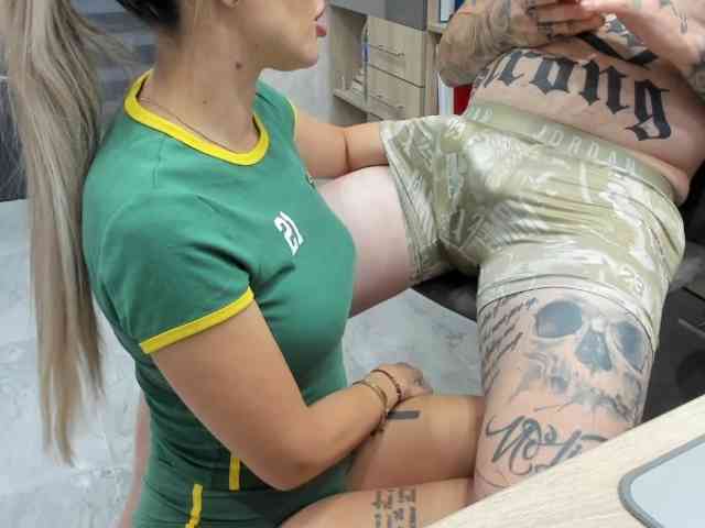 Modèle: tattoo-couple