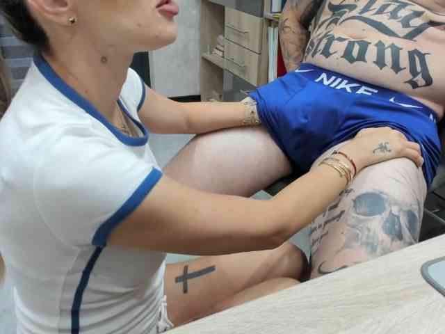 tattoo-couple Sex Cam Show