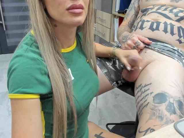 tattoo-couple webcam