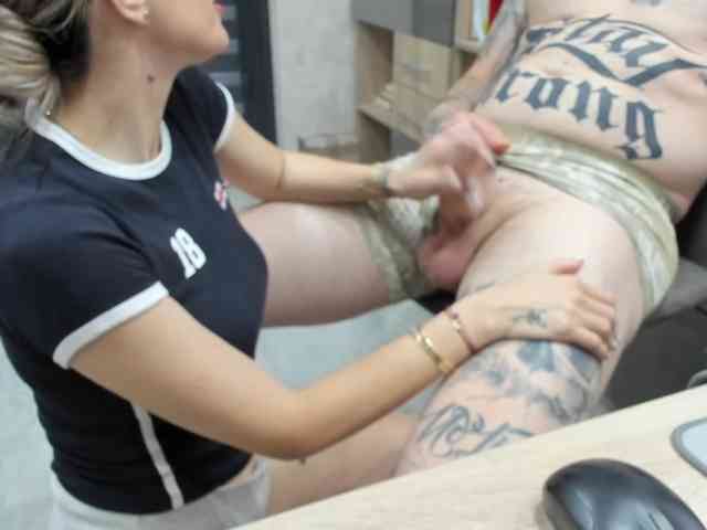 Modèle: tattoo-couple