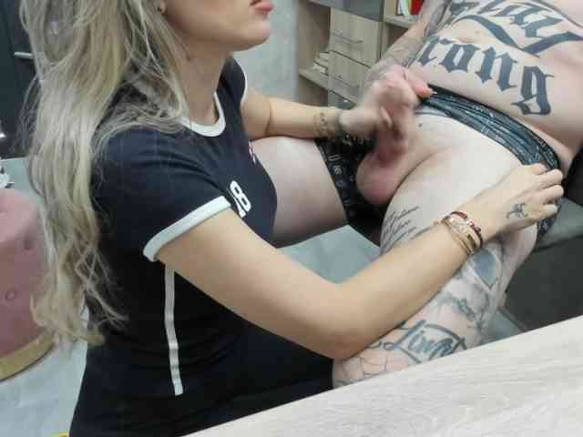 Modèle: tattoo-couple