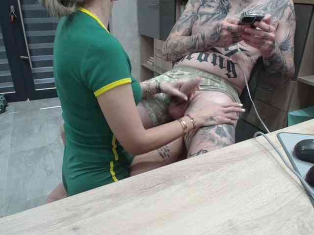 tattoo-couple webcam