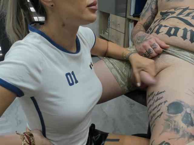 Modèle: tattoo-couple
