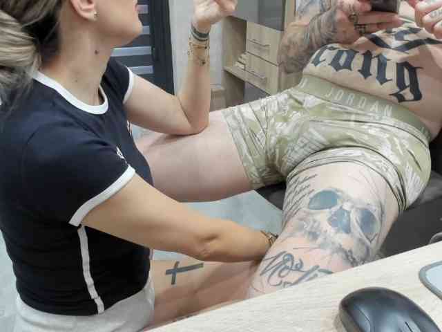 Modèle: tattoo-couple