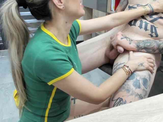 Modèle: tattoo-couple