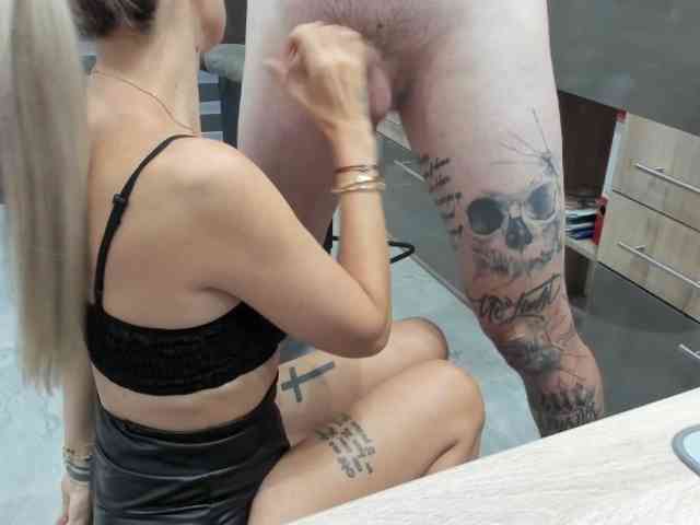 tattoo-couple Sex Cam Show
