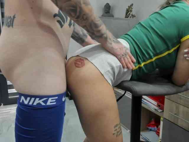 Modèle: tattoo-couple