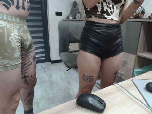 tattoo-couple webcam