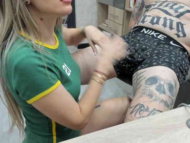 Modèle: tattoo-couple