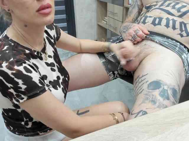 Modèle: tattoo-couple