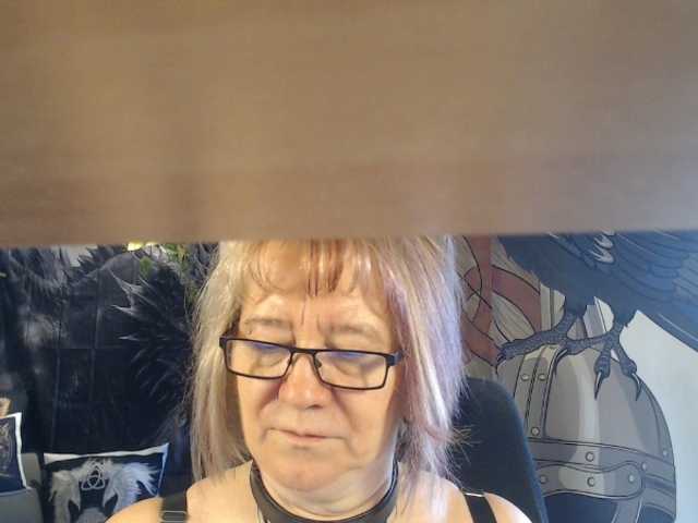 90dTitten live cam preview