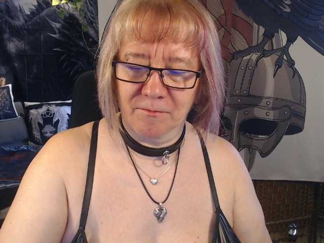 90dTitten live cam preview