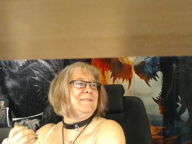 90dTitten webcam