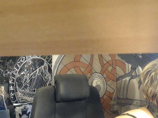 90dTitten live cam on BongaCams