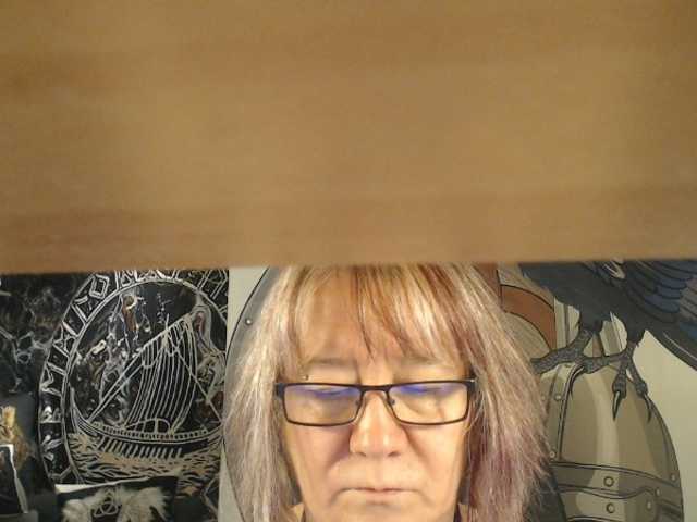 90dTitten live cam on BongaCams