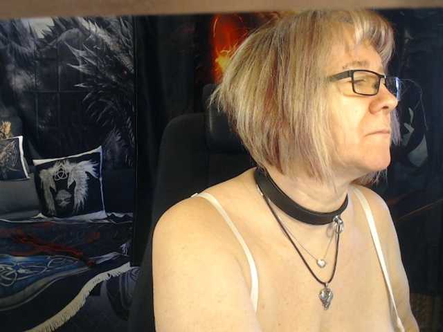 90dTitten, en vivo ahora en BongaCams