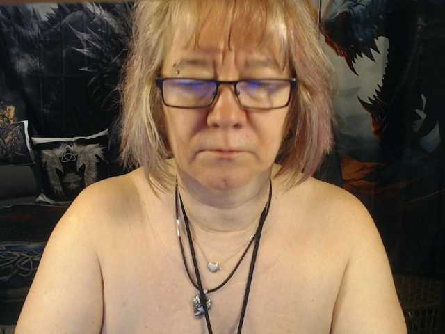 90dTitten live cam preview