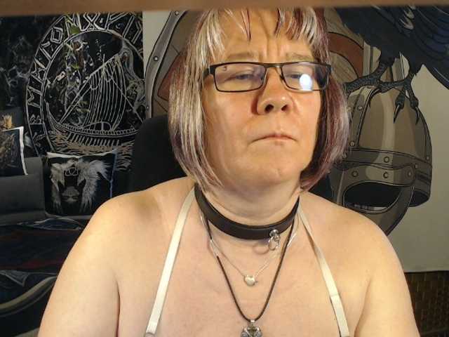 90dtitten cam belle