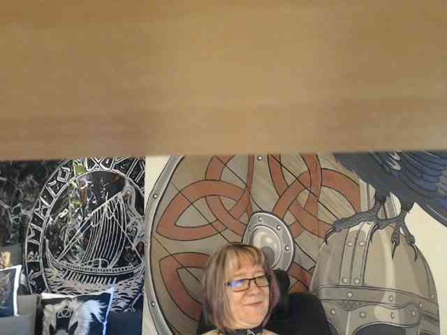 90dTitten webcam