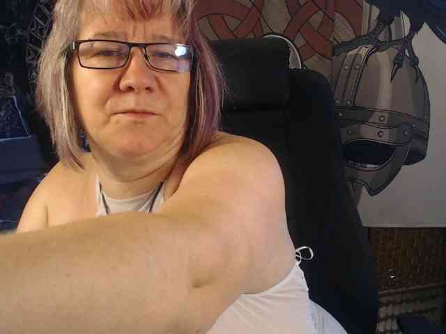 90dTitten webcam