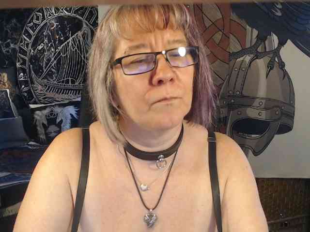 90dTitten webcam