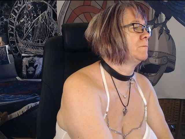Model: 90dTitten