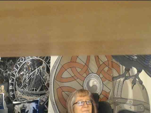 90dTitten webcam
