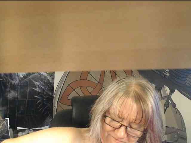 90dTitten webcam