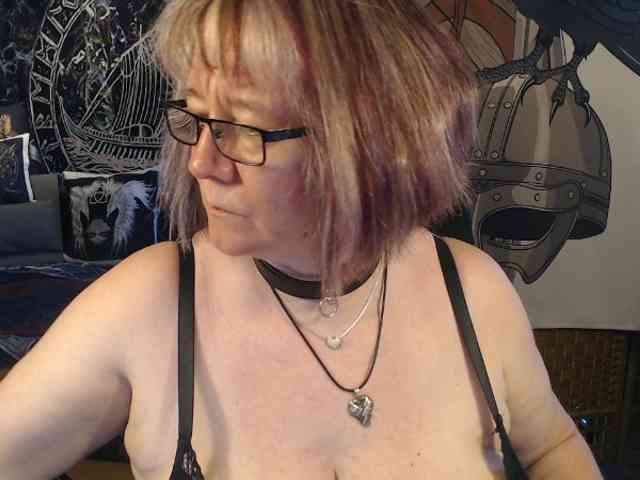 90dTitten webcam