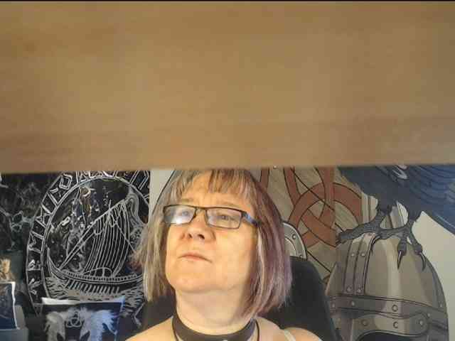 90dTitten webcam