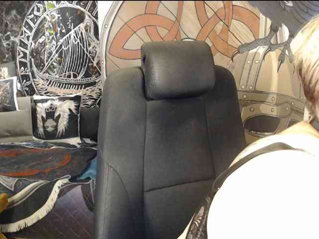 Model: 90dTitten