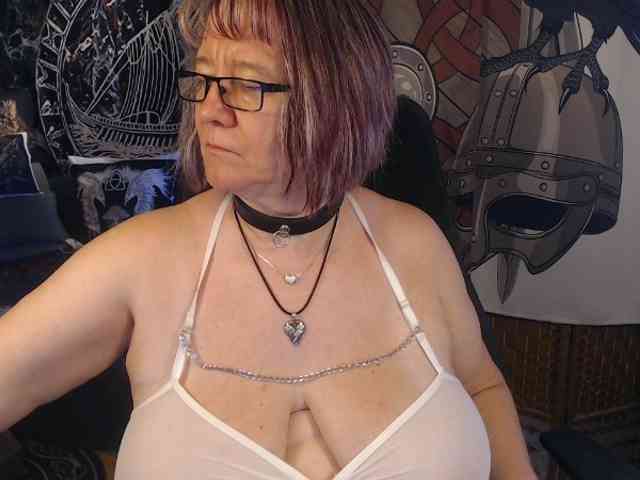 90dTitten webcam