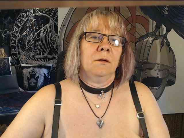 Model: 90dTitten