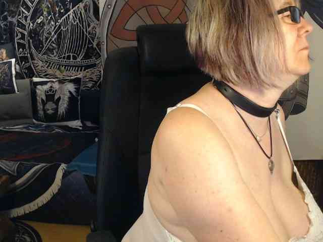 Model: 90dTitten