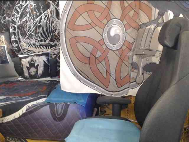 90dTitten webcam