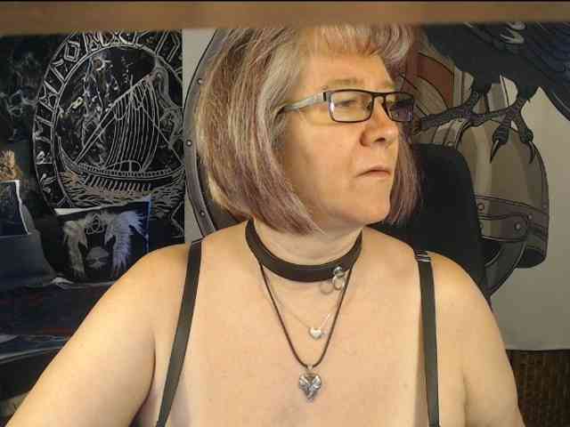 90dTitten webcam