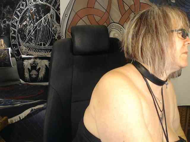Model: 90dTitten