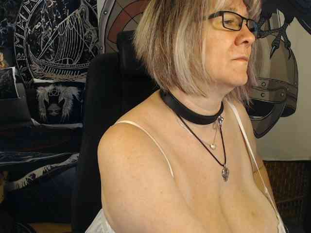 Model: 90dTitten